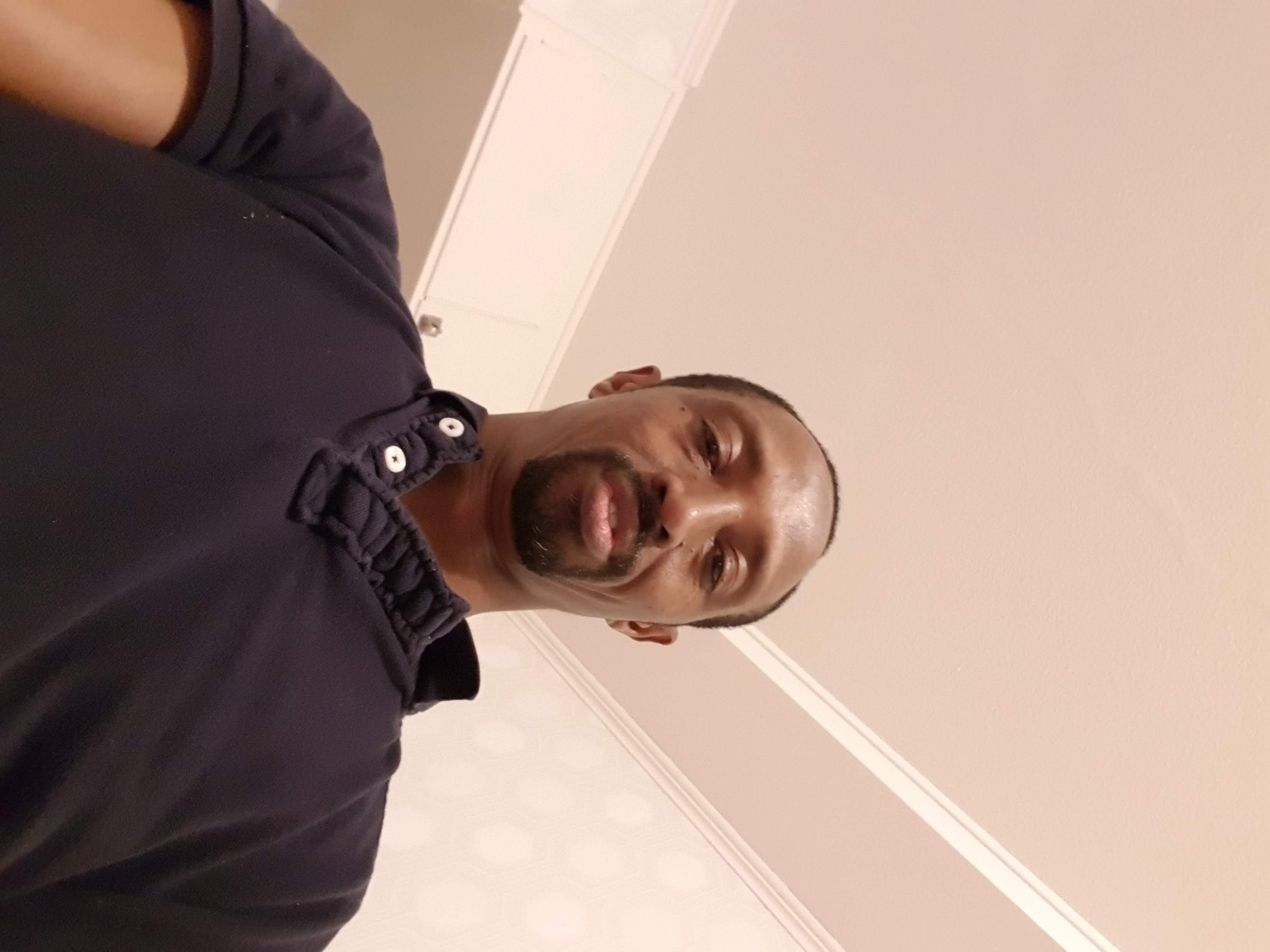 Profile picture of Hussein