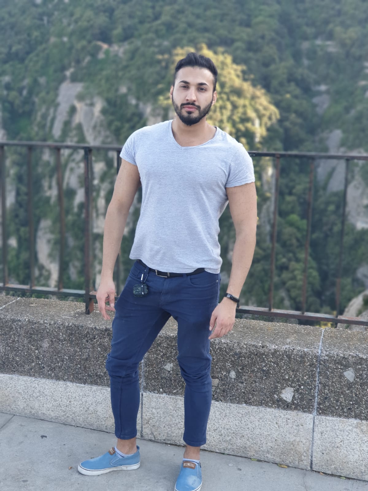 Profile picture of Hamza ikram