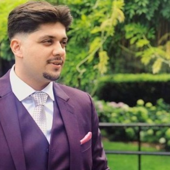 Profile picture of Imran Hashmi