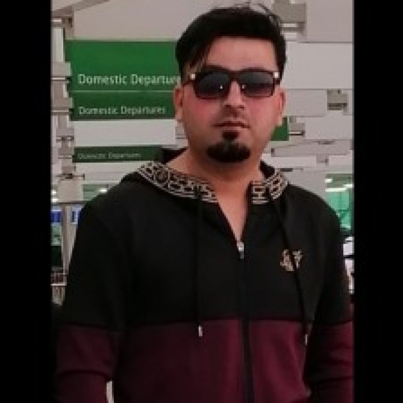 Profile picture of Najeeb