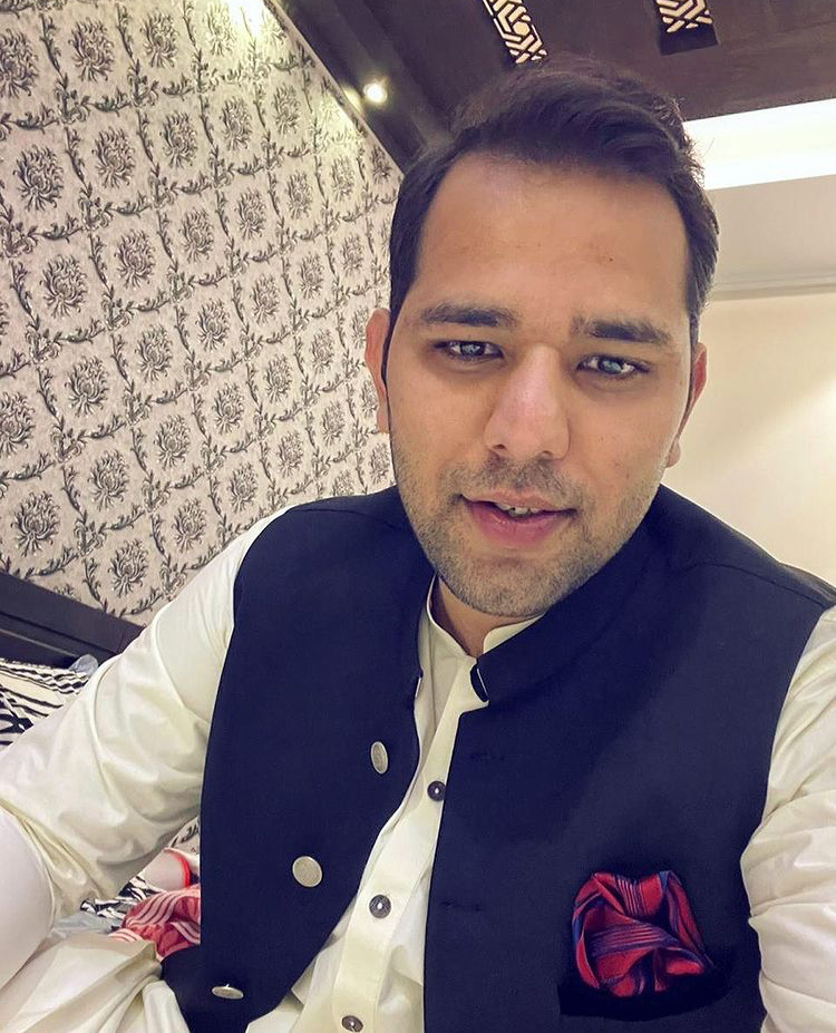 Profile picture of Ahmad
