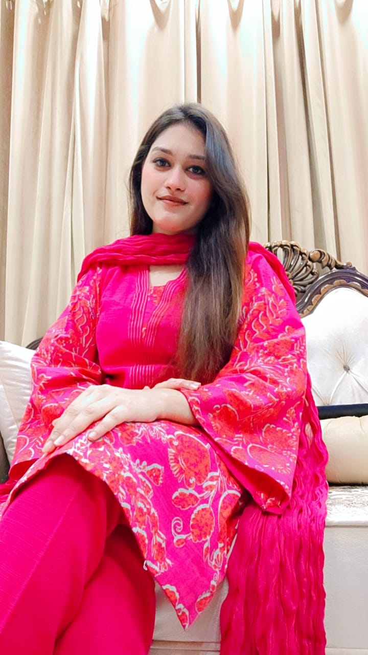 Profile picture of Iqra786