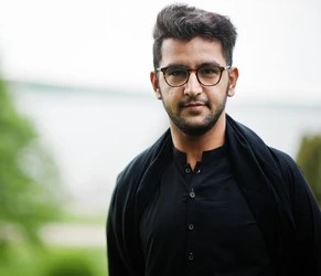 Profile picture of zeeshan