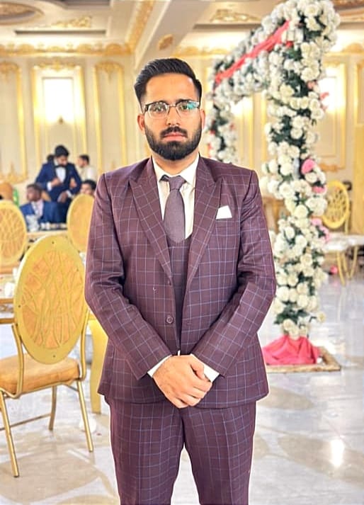Profile picture of Ameer Hamza